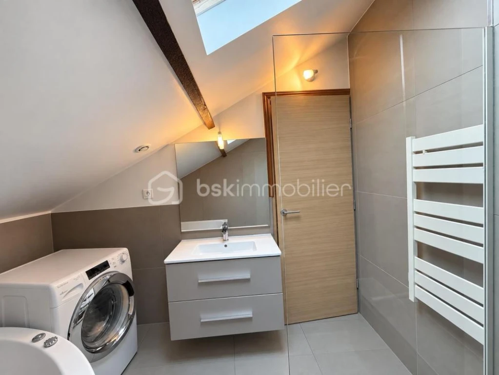 DlyJbonGkh9I25M3iOdCcxxCTrx5Cx5Epg68quo4.jpg