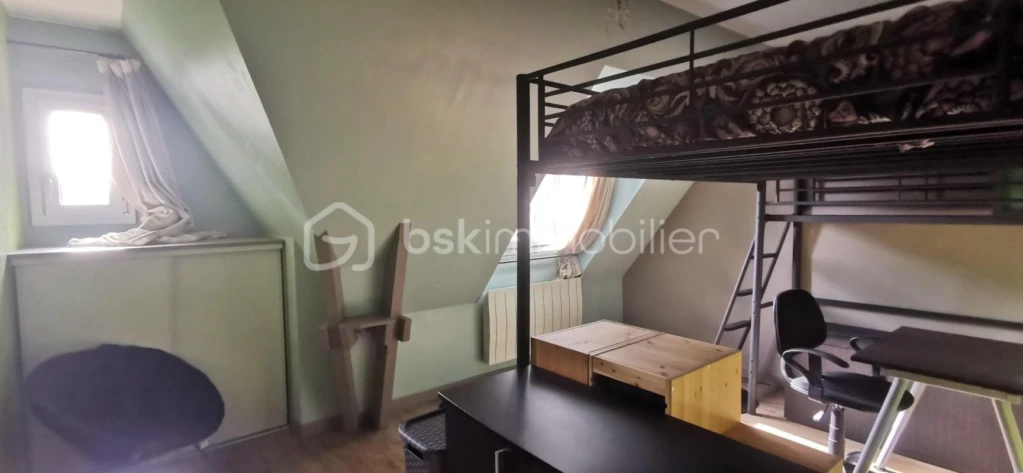 igMOedifqR5lkYuFJRLuJkXyp3N3VA55PeOVOOZJ.jpg