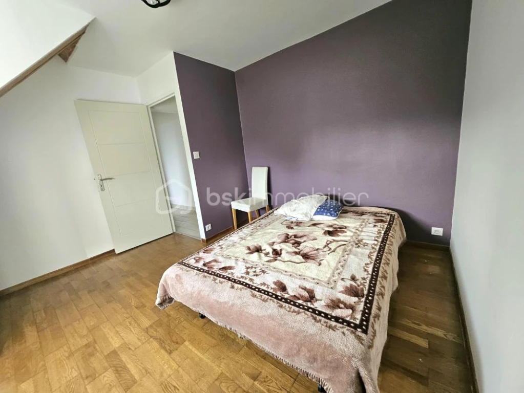 dS7aQZHjQmmzAnX0iHzLuDOrlVnjmPN8jS4YjrKH.jpg