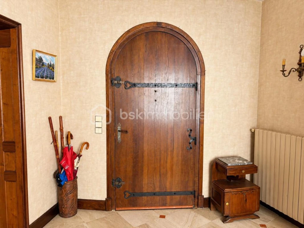EHAxxvWuulUOLJWtA9EiA4y5omXjmFdUy33k4EMd.png