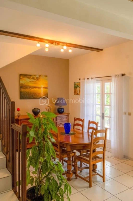 sbTmaTTUvl0FTLvOc3IO4MT72i5KJlGT212F9BHK.jpg