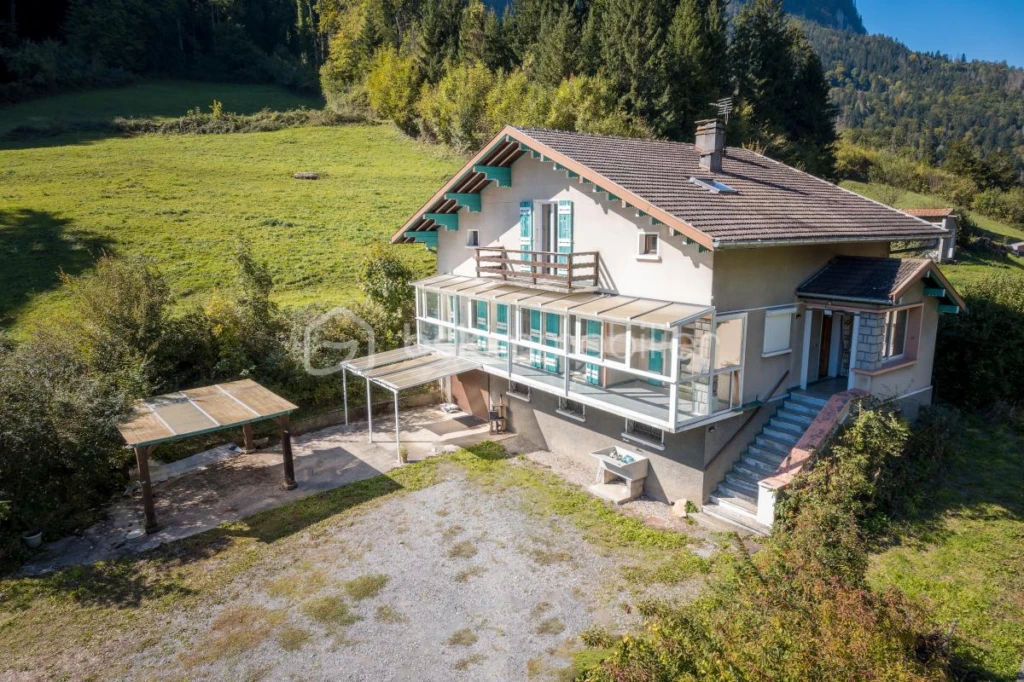 ZPISFiEiDZc10dZEkh9zPG5zArGfLBsdeBfZPmAu.jpg