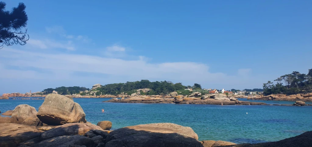 plage de TREGASTEL
