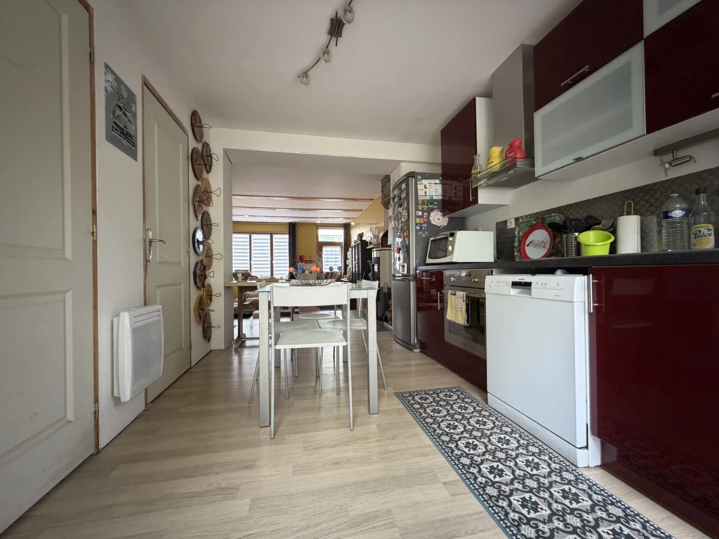 Photo 3