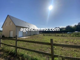 MAISON NEUVE CANAPVILLE