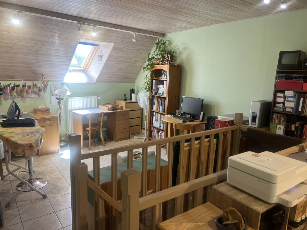 Photo 16