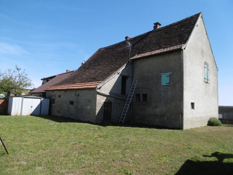 Photo 10
