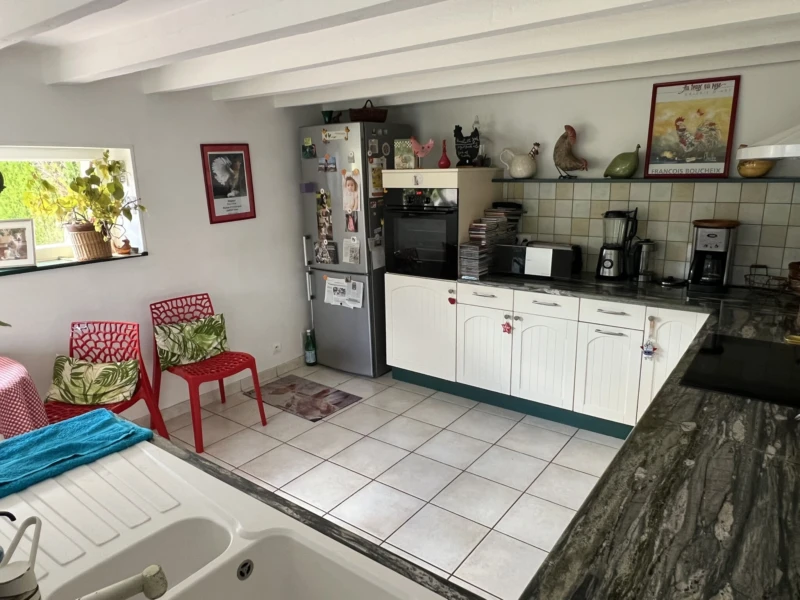 Photo 8