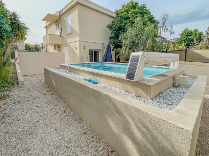 Maison de 160m2 avec piscine MONTOLIVET 13012 MARSEILLE n°16
