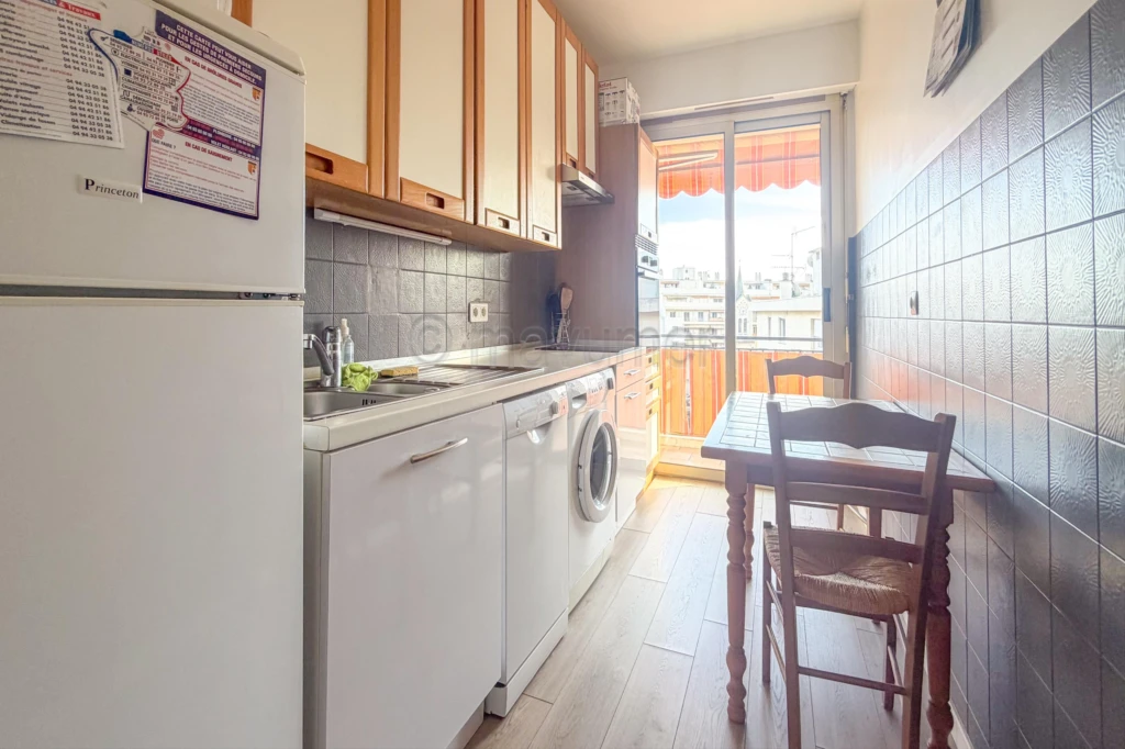 T2 avec terrasse vue mer + garage 06190 Roquebrune-Cap-Martin n°4