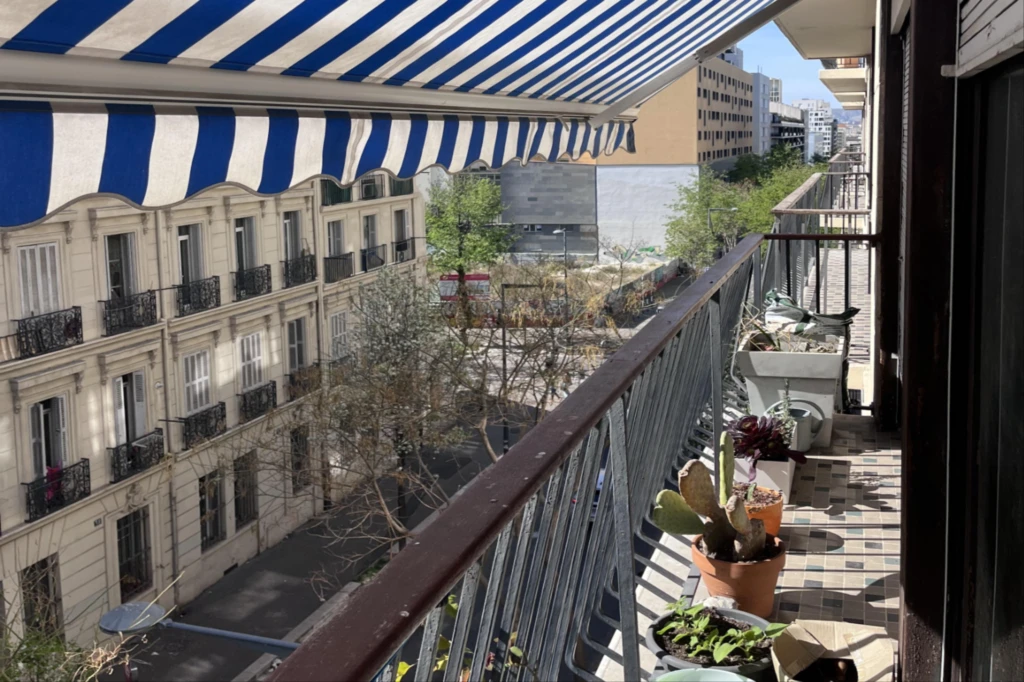 Appartement T3 avec balcon, place de paking et cave . Désirée Clary 13003 Marseille
