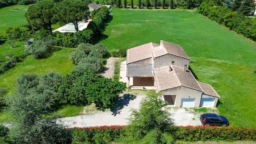 Maison T5 de 175m2  - 2 garages - 3000m2 de terrain - 84300 Cavaillon n°5