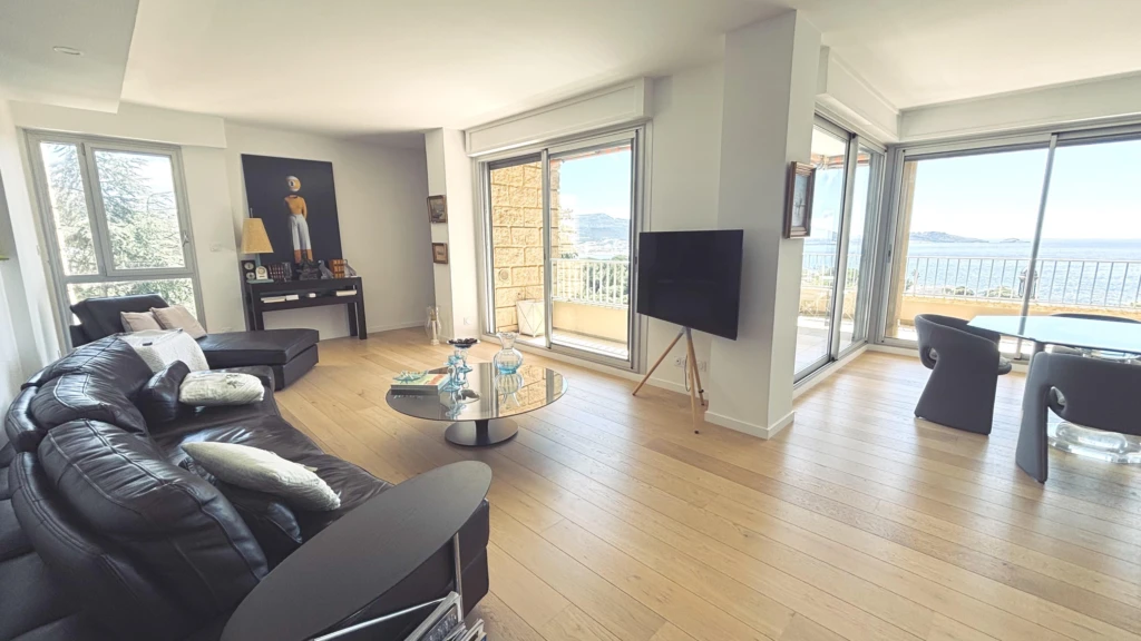 Appartement 103 m² T3/4 - VUE MER - cave - garage - Les Alpilles - 13007 Marseille n°5