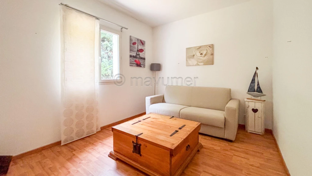 Maison individuelle T5 de 155m² - plain pied - piscine - 83640 Saint Zacharie n°2