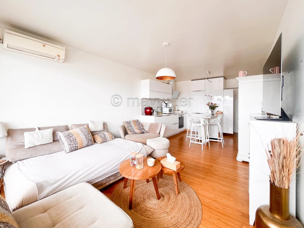 Appartement T2 Grand Pavois avec balcon et piscine Carré d'OR  13008 Marseille n°9