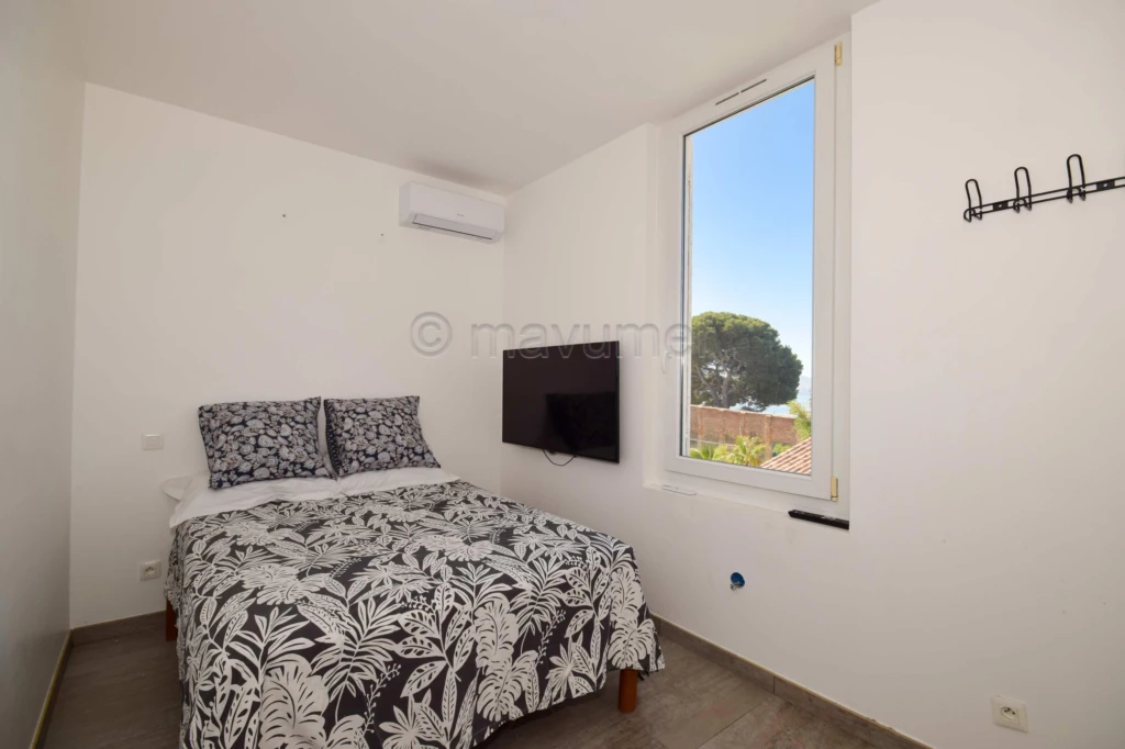 APPARTEMENT T4 ESPRIT MAISON AVEC PISCINE, JARDIN PRIVATIF DE 450 M² ET VUE MER L'ESTAQUE 13016 Marseille n°10