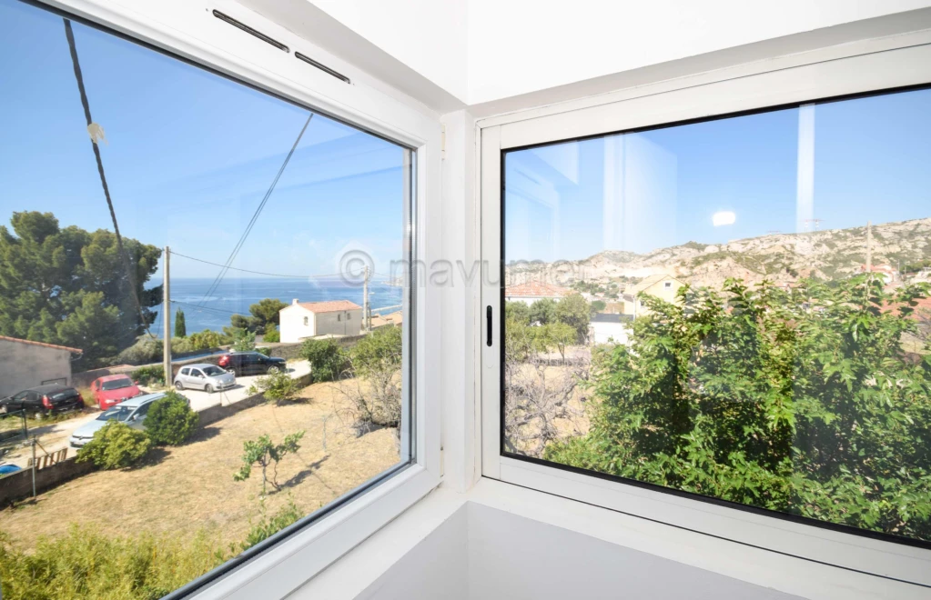 APPARTEMENT T4 ESPRIT MAISON AVEC PISCINE, JARDIN PRIVATIF DE 450 M² ET VUE MER L'ESTAQUE 13016 Marseille n°13