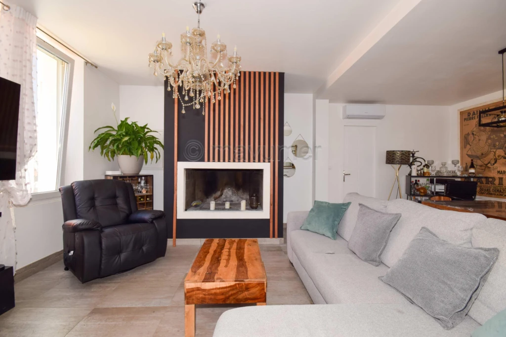 APPARTEMENT T4 ESPRIT MAISON AVEC PISCINE, JARDIN PRIVATIF DE 450 M² ET VUE MER L'ESTAQUE 13016 Marseille n°7