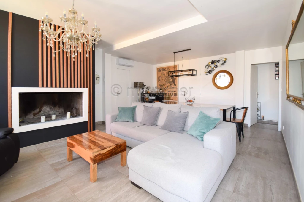APPARTEMENT T4 ESPRIT MAISON AVEC PISCINE, JARDIN PRIVATIF DE 450 M² ET VUE MER L'ESTAQUE 13016 Marseille n°9