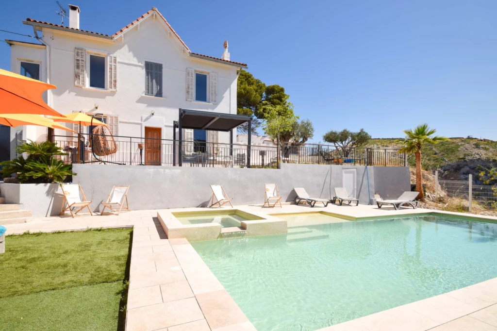 APPARTEMENT T4 ESPRIT MAISON AVEC PISCINE, JARDIN PRIVATIF DE 450 M² ET VUE MER L'ESTAQUE 13016 Marseille n°16