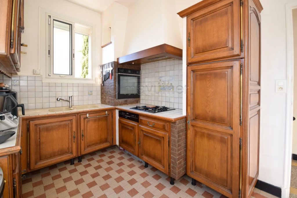 Maison à réinventer avec piscine et potentiel d?agrandissement Marseille 13009 ? Mazargues / Rolland Garros ?