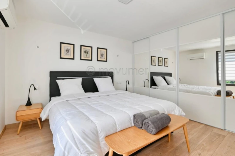 Superbe duplex T4 avec vue mer & jacuzzi ? 83110 Sanary-sur-Mer (La Gorguette) n°4