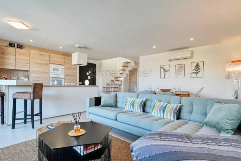 Superbe duplex T4 avec vue mer & jacuzzi ? 83110 Sanary-sur-Mer (La Gorguette) n°2