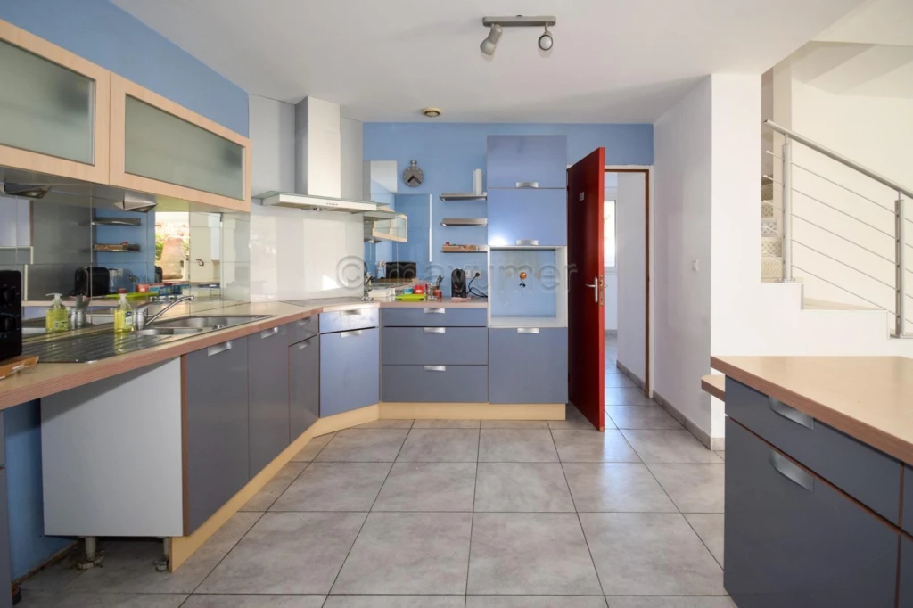 Maison familiale avec jardin, terrasses, garage St Marguerite- Dromel? 13009 Marseille n°6
