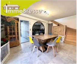 Séjour de 18.7 m²