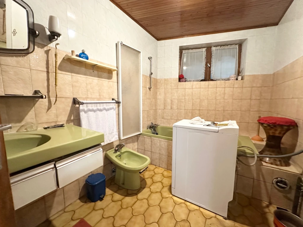 Salle d'eau de l'étage de 4 m²