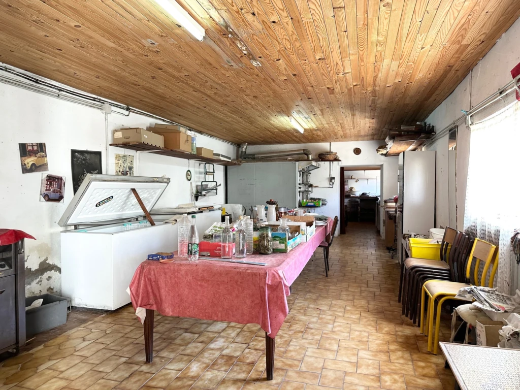 Garage de 65 m²