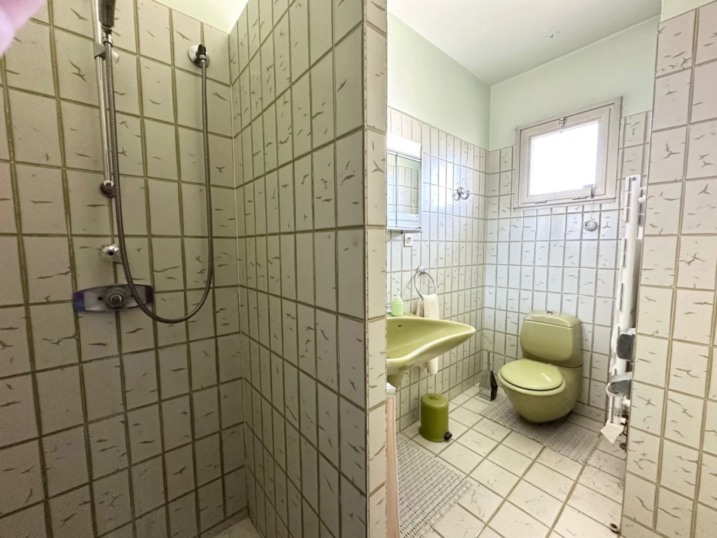 Chambre 2 de 14.7 m²