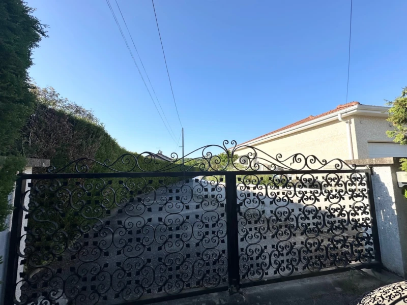 Porte d'entrée