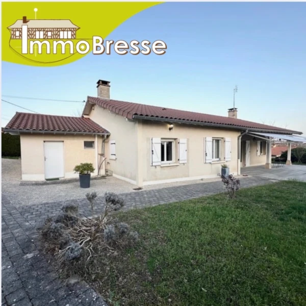 Façade OUEST : 146 m² habitables, 1 193 m² de terrain clos