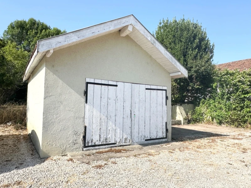 Garage de 65 m²