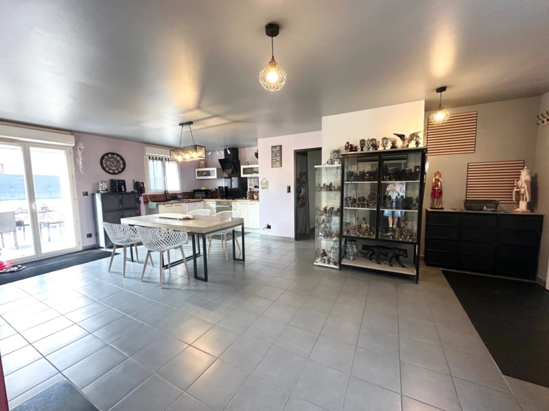 Séjour/ cuisine 45 m²