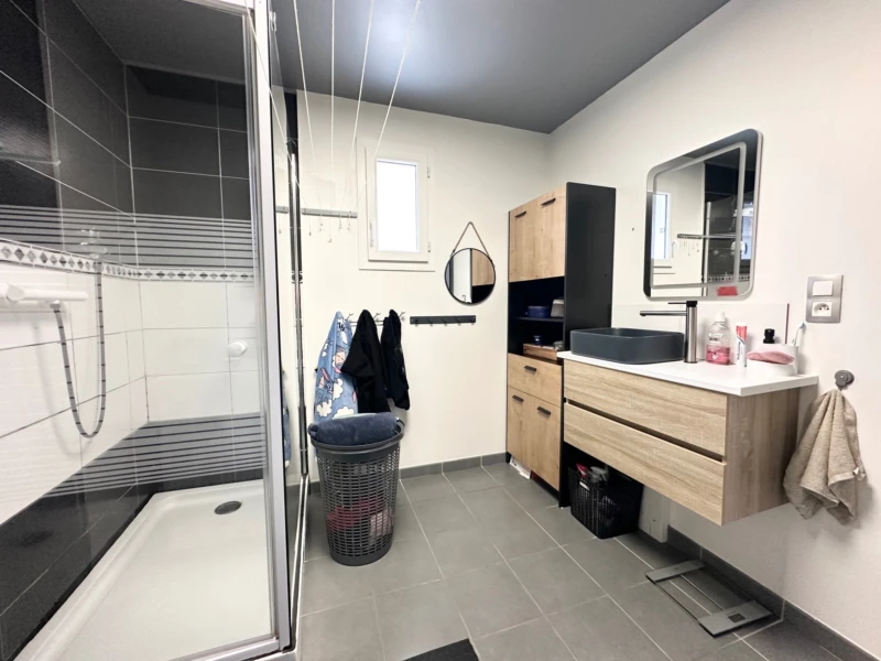 Salle d'eau, 7 m²