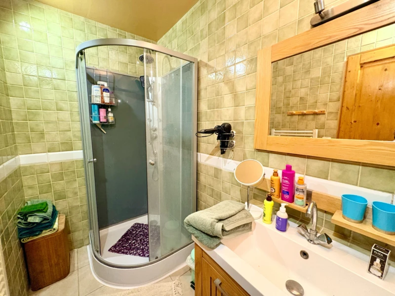Photo 25