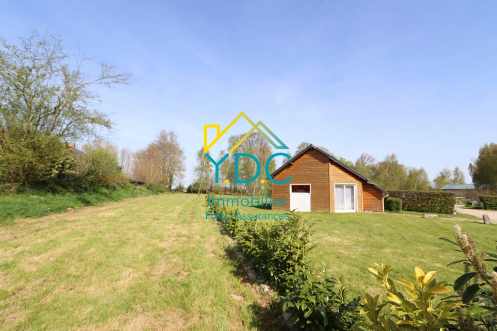 Partie chalet mitoyen avec coin jardin