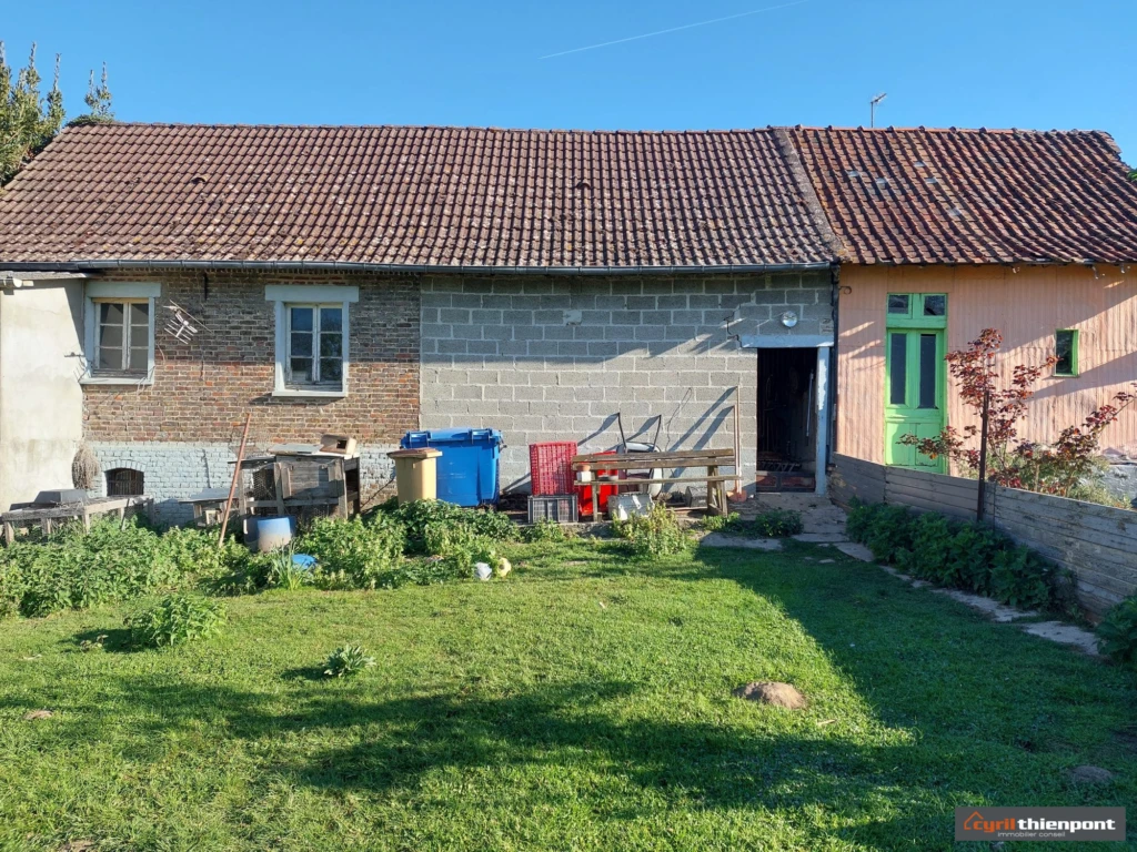 Façade avant de la dépendance