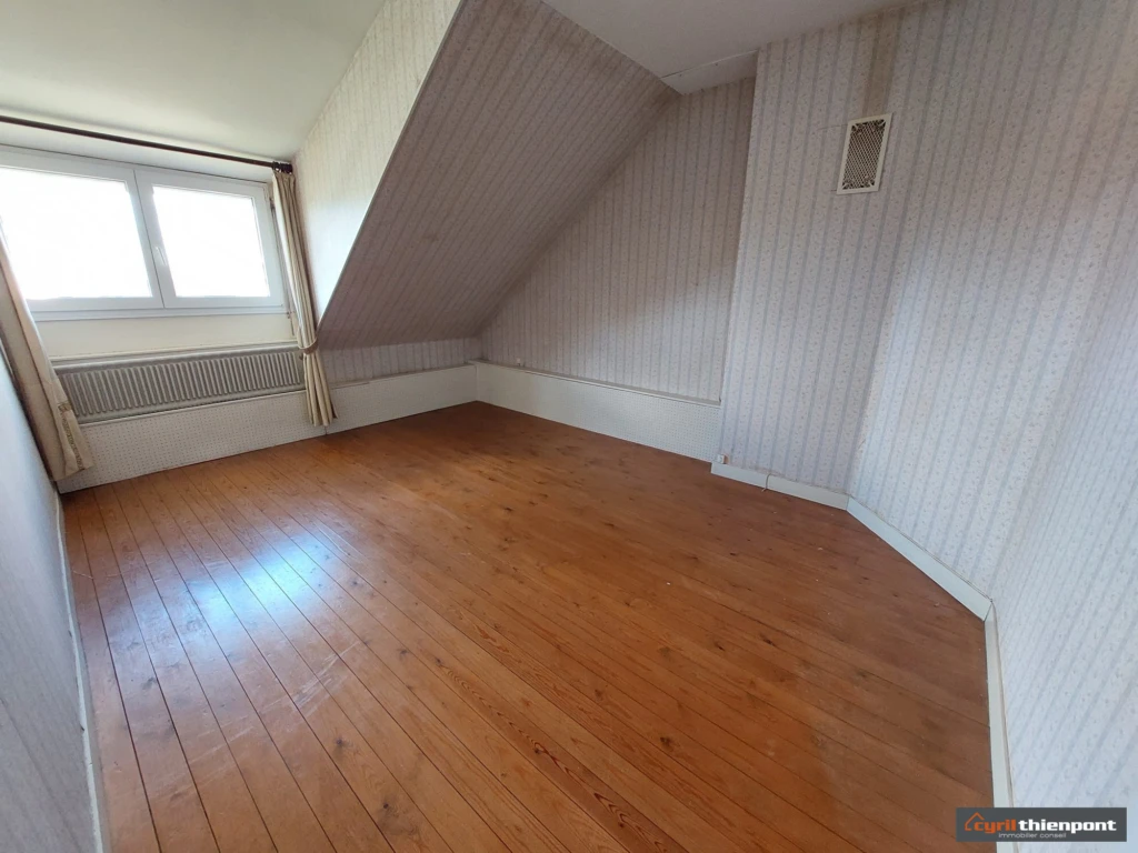 étage chambre 2 (chambre palière)