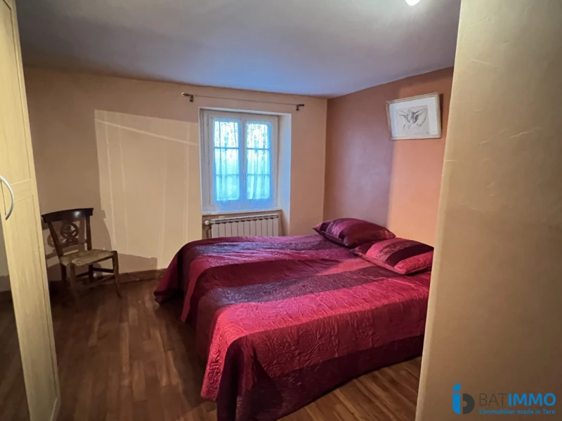 Maison principale (2ème) : Dégagement / Chambre 4