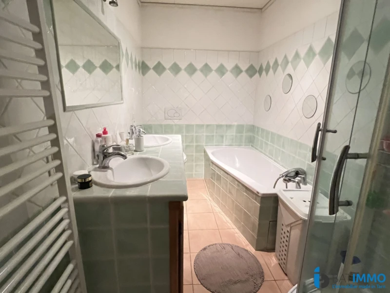 Maison principale (2ème) : Chambre 3