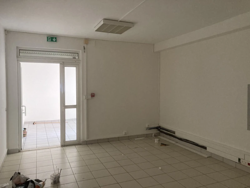 Photo 8