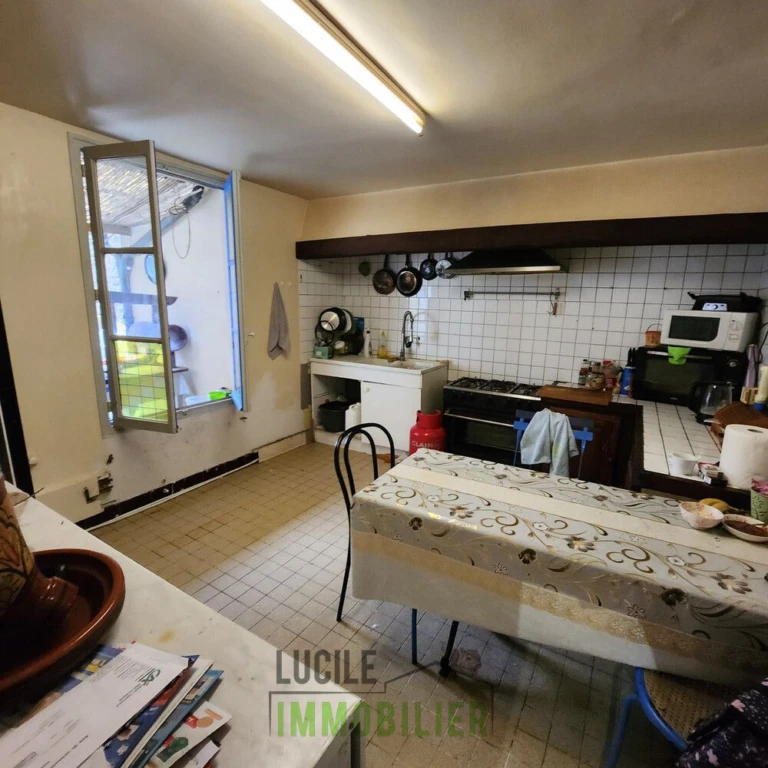 Local commercial + maison 3