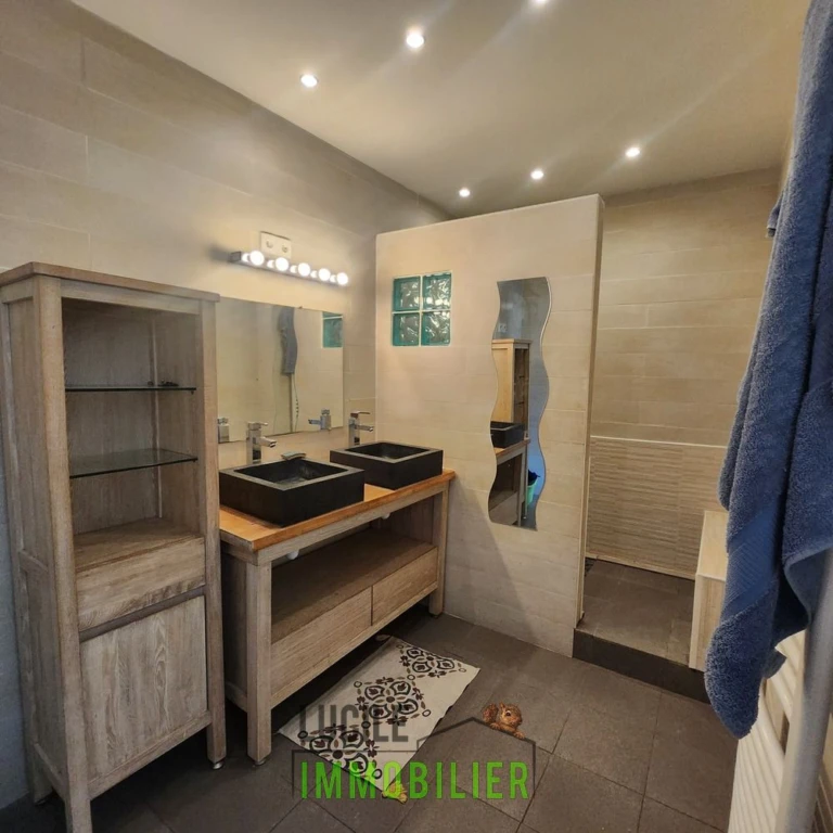 Idéal pour investisseur 1 bien 2 logements 10