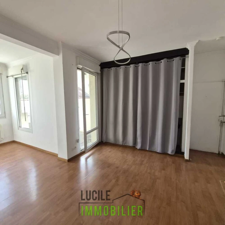 Appartement T2 idéalement situé - 44 m² 1