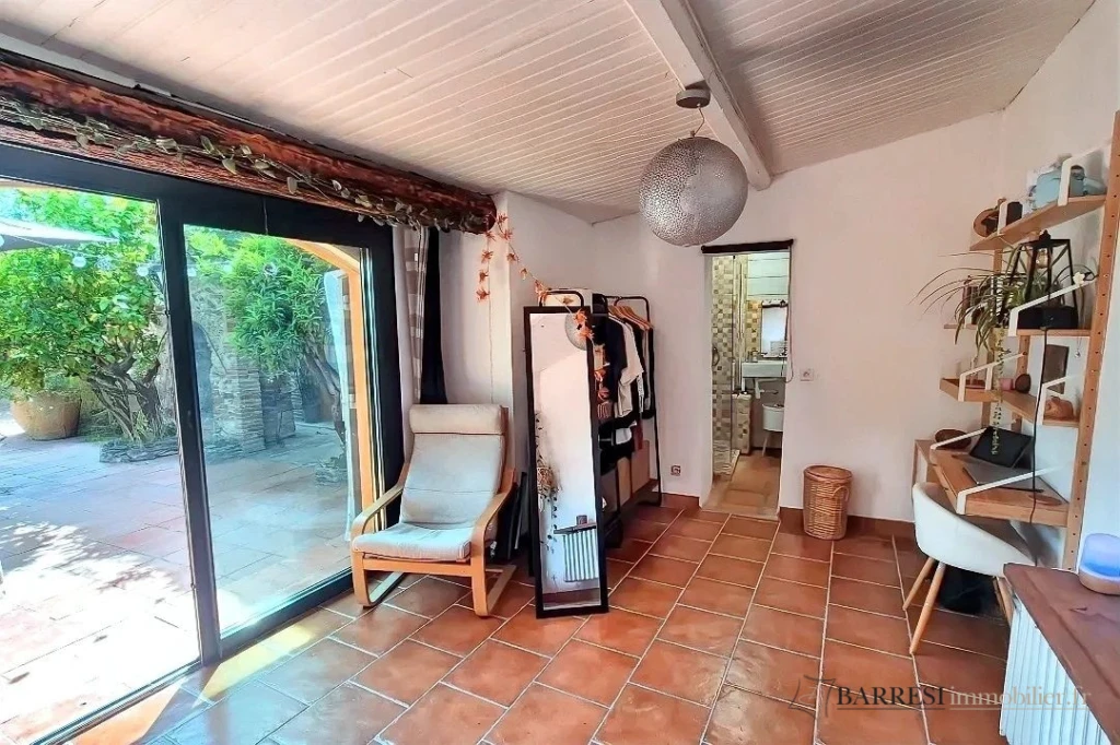 Studio indépendant chambre