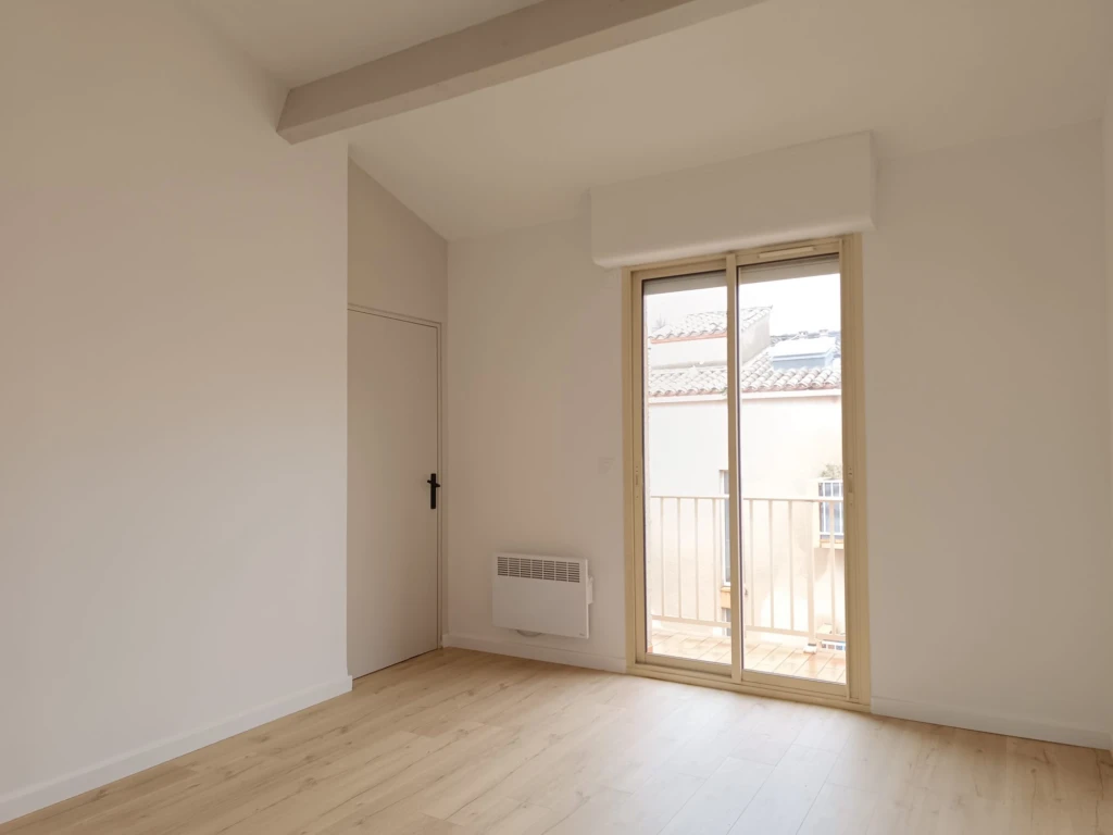 Chambre 2 + dressing