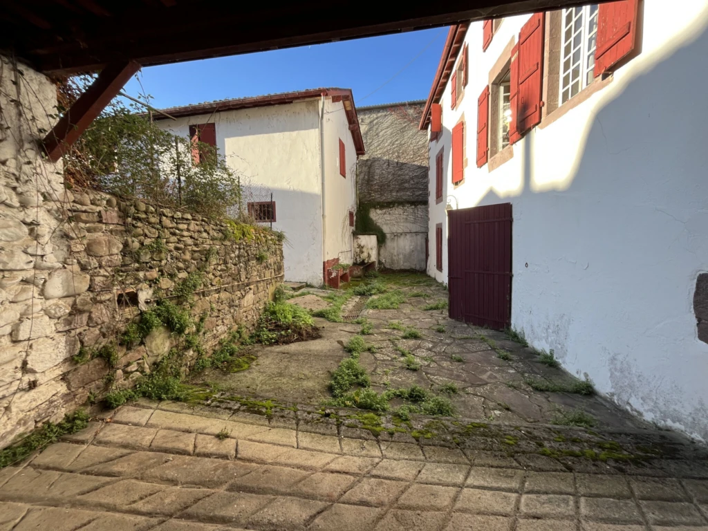 Photo 24